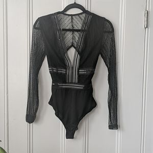 NWT Lulu's Casita Black Lace Long Sleeve Bodysuit